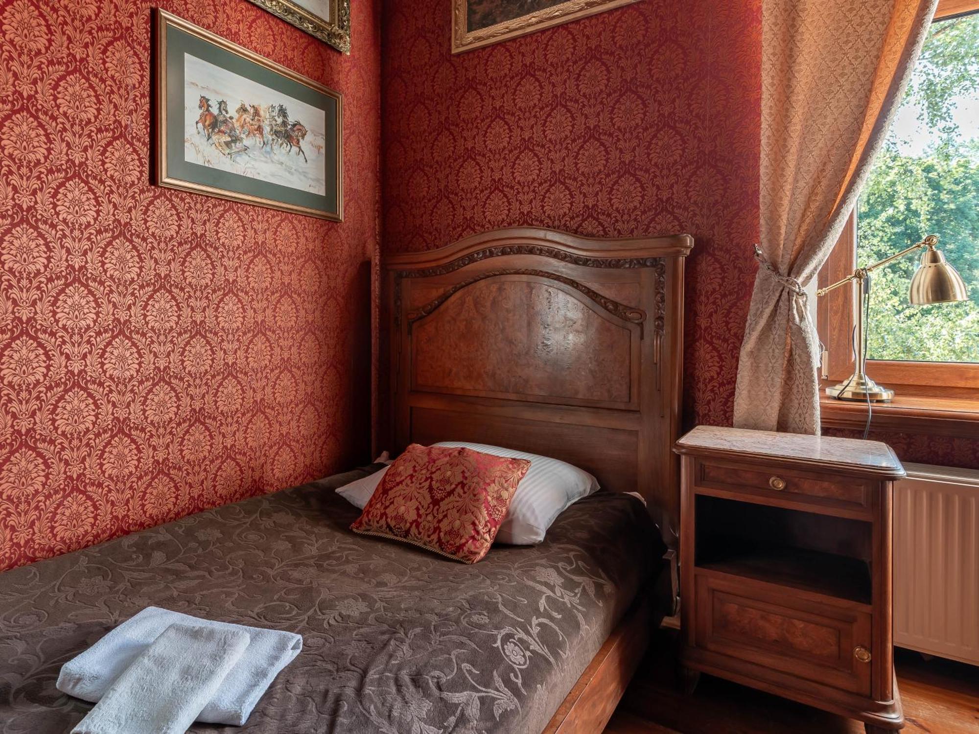 Dwor Mysinek Apartment Grabowiec  Room photo
